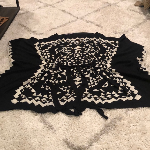 BCBG black and white kaftan dress - Picture 2 of 8